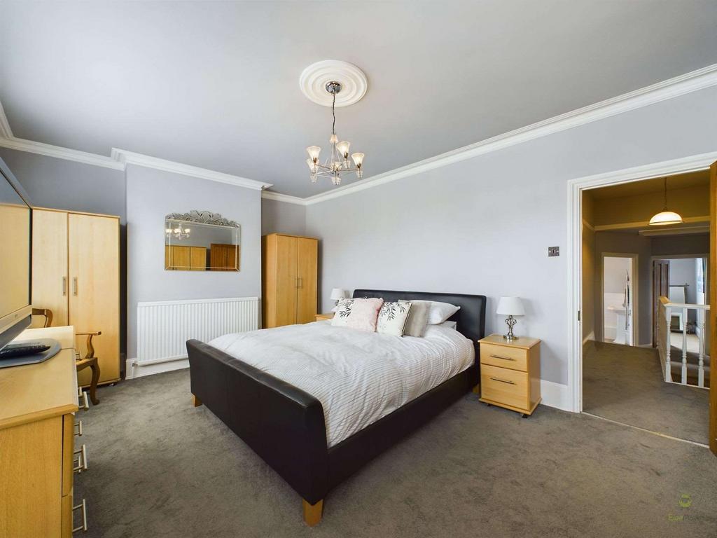 Bedroom 1 (Double)