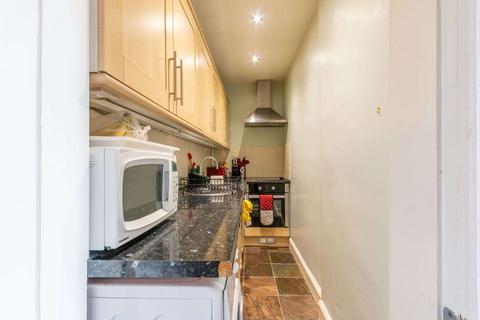 undefined, 2183L Meadowbank Crescent, Edinburgh, EH8 7AJ