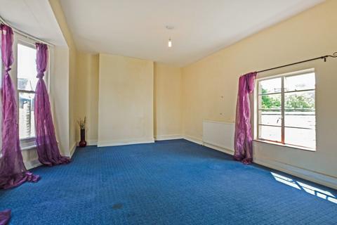 undefined, Broadway, Knaphill, Woking, Surrey, GU21