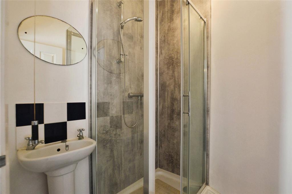 En-Suite Shower Rm