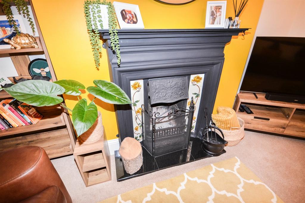 Front Lounge