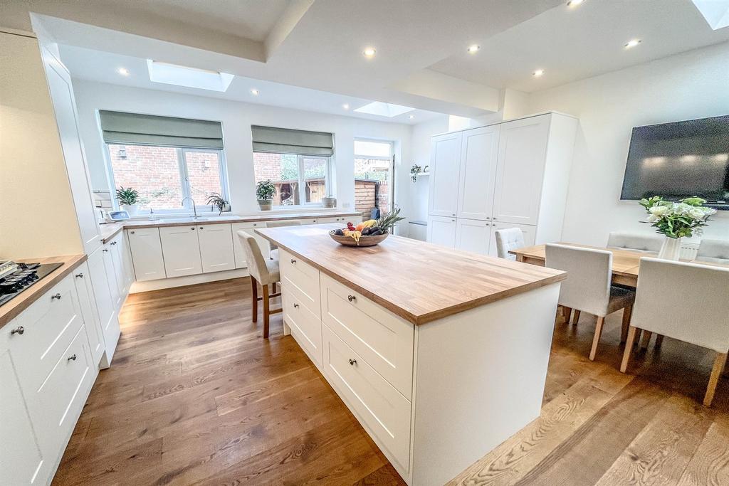 Kitchen Diner