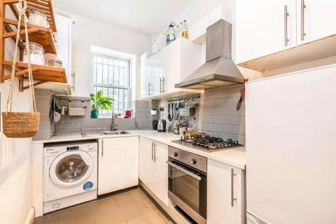 2 bedroom apartment for sale, Colyton Road, East Dulwich, London, SE22