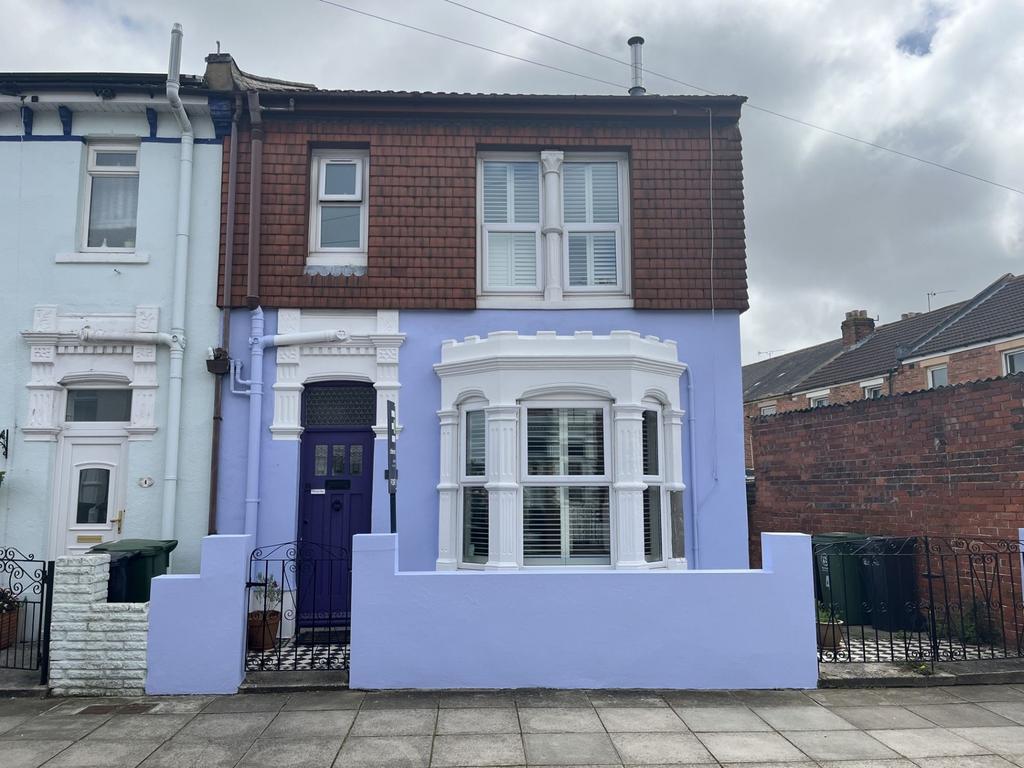 Martin Road, Portsmouth, PO3 3 bed end of terrace house for sale £300,000