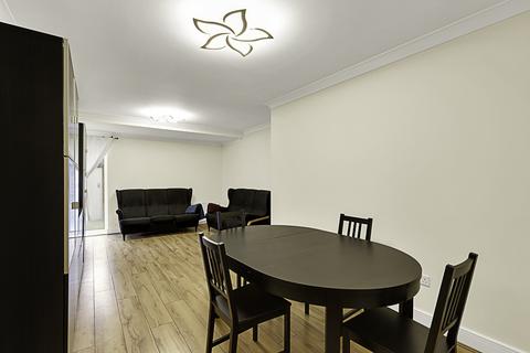 2 bedroom flat to rent, Cascades Court, - Hartfield Crescent, London SW19