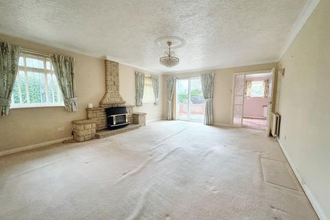 3 bedroom detached bungalow for sale, Ferndown