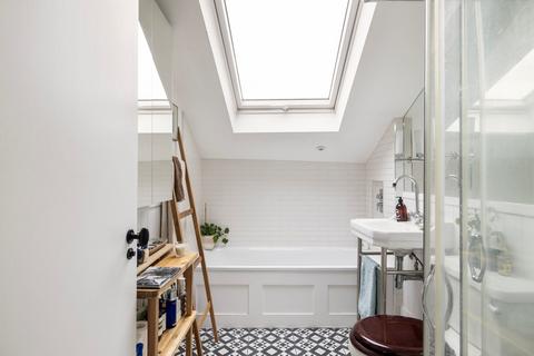 Flat 1, 135 Rendlesham Road, London, E5 8PA