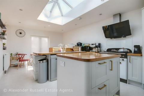 3 bedroom detached bungalow for sale, Argyle Gardens, Westbrook, Margate, CT9