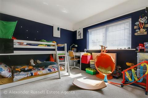 8 Argyle Gardens, Margate, CT9 5RL
