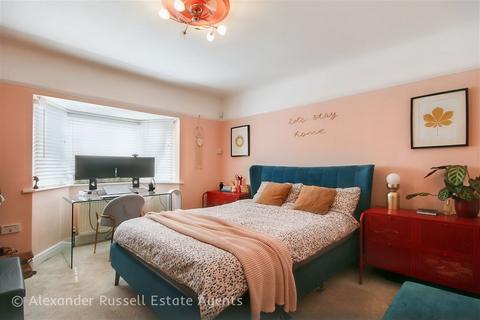 8 Argyle Gardens, Margate, CT9 5RL