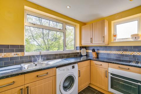 32 Haygarth, Knebworth, SG3 6HE