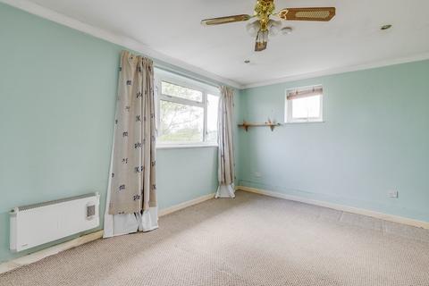 32 Haygarth, Knebworth, SG3 6HE