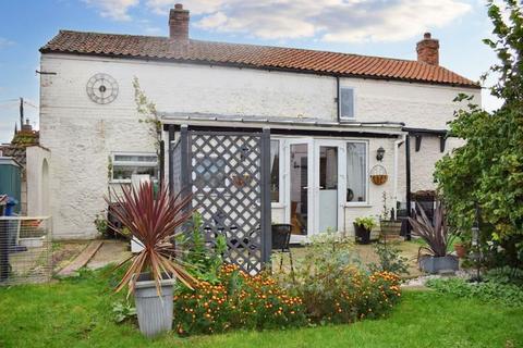 3 bedroom cottage for sale, Silver Street, Waddingham, Gainsborough, Lincolnshire, DN21 4SJ