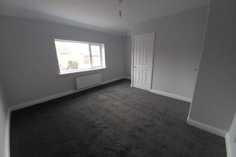 2 bedroom semi-detached house to rent, Williamson Square, Wingate TS28