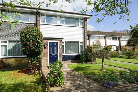 3 bedroom end of terrace house for sale, Stonehill Crescent, Pagham