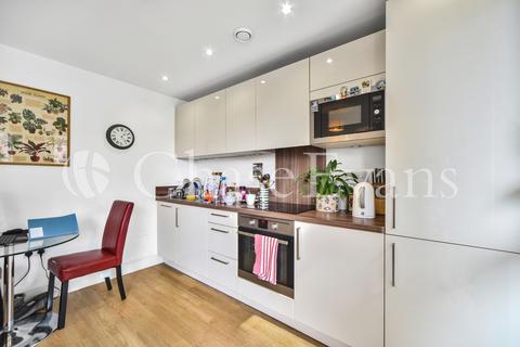 Studio for sale, Hannaford Walk, Bromley By Bow, E3