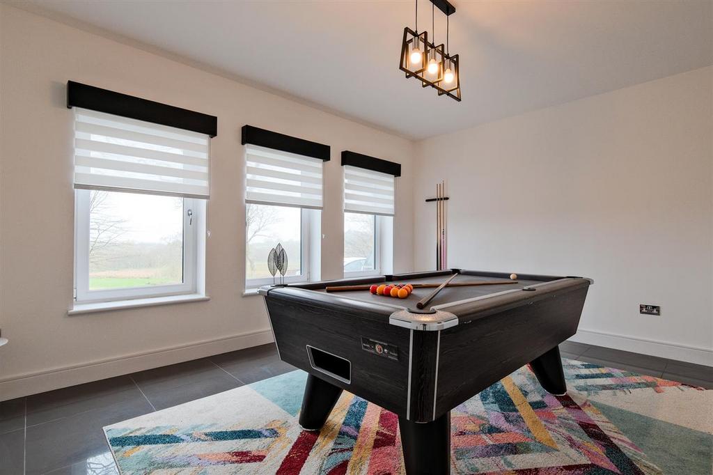 Games Room/Sitting
