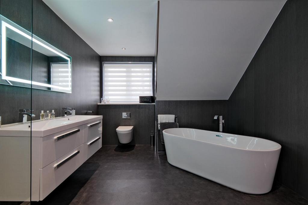 Ensuite Bathroom