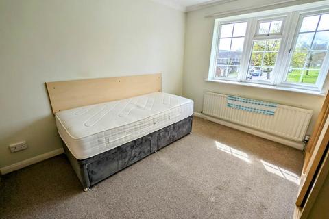 14 Ashmead, Bordon, GU35 0TL