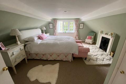 4 bedroom detached house to rent, Colden Lane, Old Alresford, Alresford, Hampshire