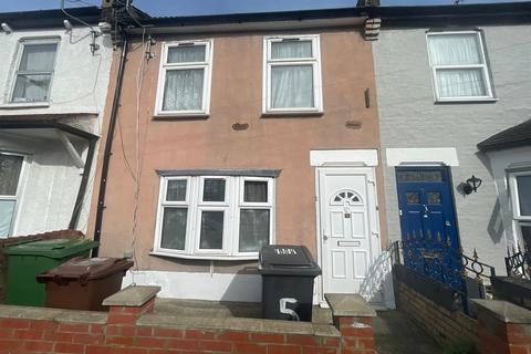 4 bedroom property for sale, Springfield Road, E17