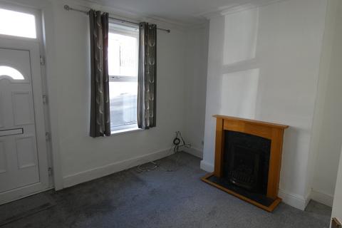 3 bedroom terraced house to rent, Hawksworth Road, Sheffield S6