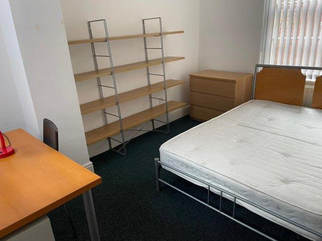 St-james-s-street-ng1-6fj-955379