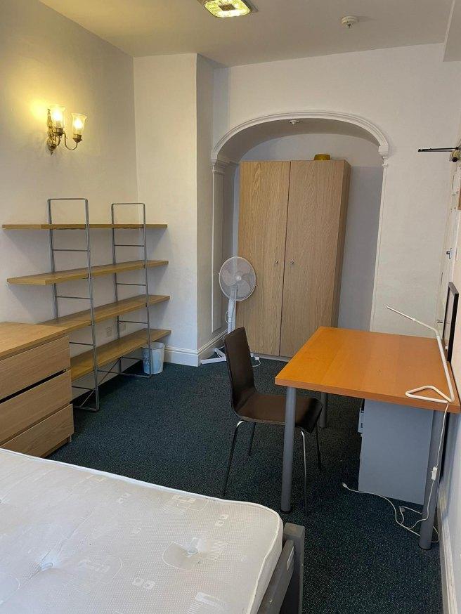 St-james-s-street-ng1-6fj-955382