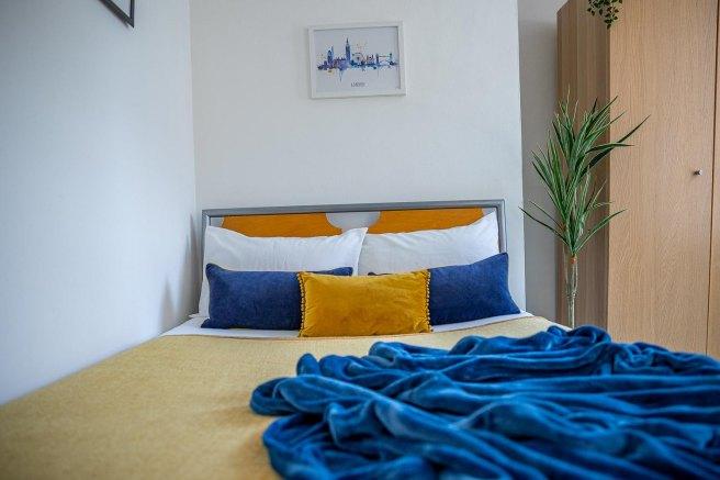 St-james-s-street-ng1-6fj-958824