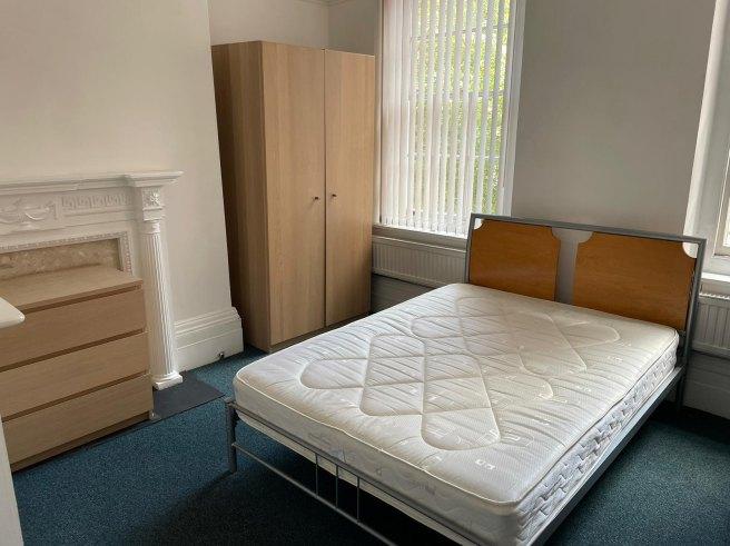 St-james-s-street-ng1-6fj-955389