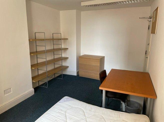 St-james-s-street-ng1-6fj-955392