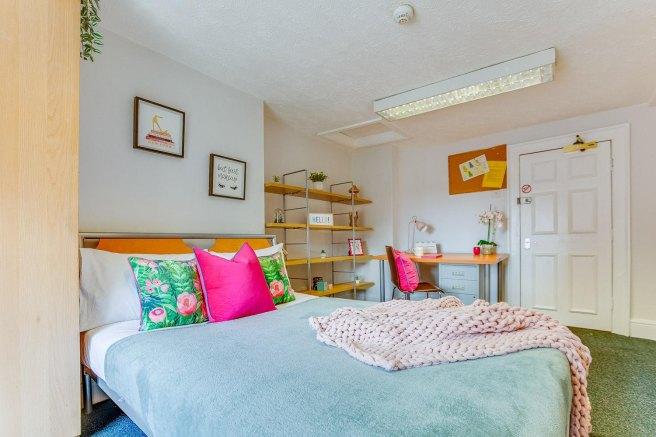 St-james-s-street-ng1-6fj-958838