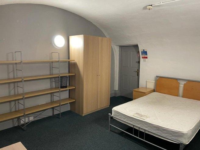 St-james-s-street-ng1-6fj-955409