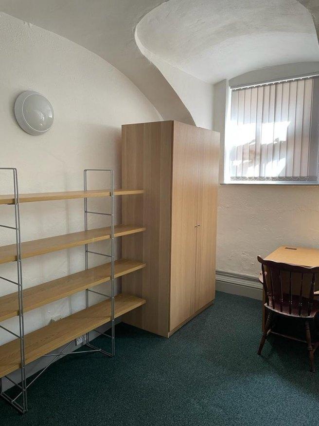 St-james-s-street-ng1-6fj-955413