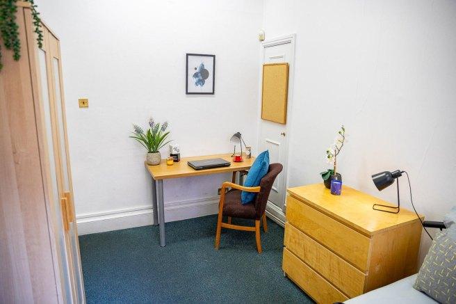 St-james-s-street-ng1-6fj-958787