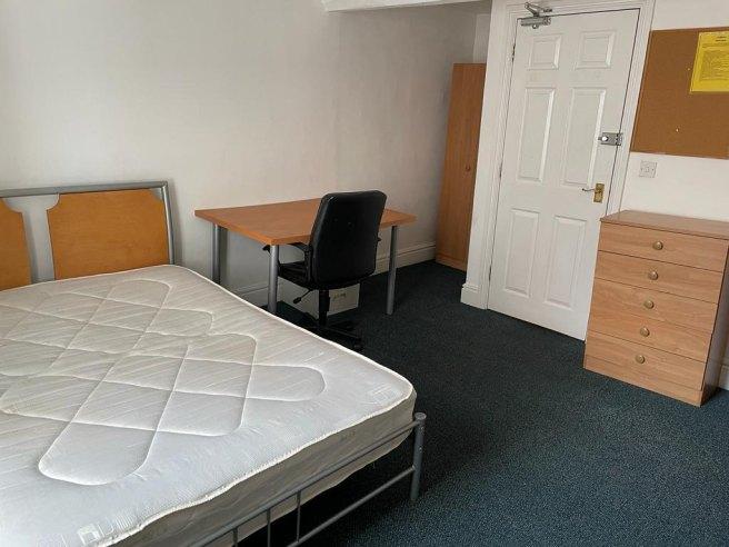 St-james-s-street-ng1-6fj-955464