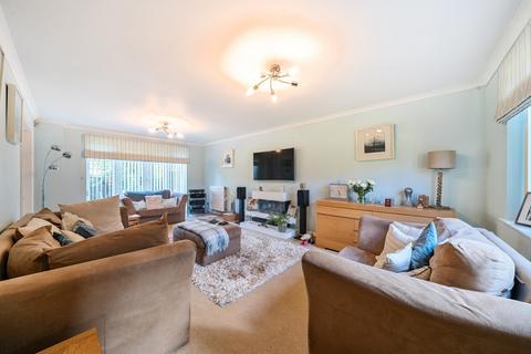 5 Cox Green, College Town, Sandhurst, GU47 0FU