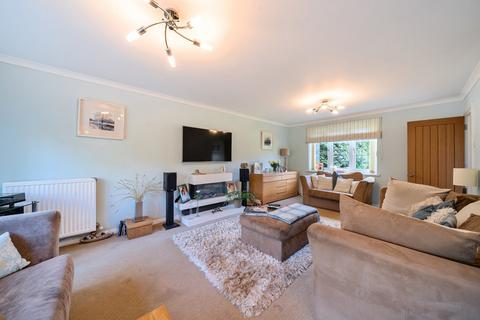 5 Cox Green, College Town, Sandhurst, GU47 0FU