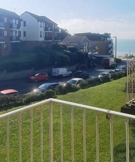 2 bedroom flat to rent, Sea Road, Boscombe, Bournemouth