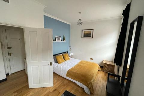 1 bedroom apartment to rent, Pratt Mews, London NW1
