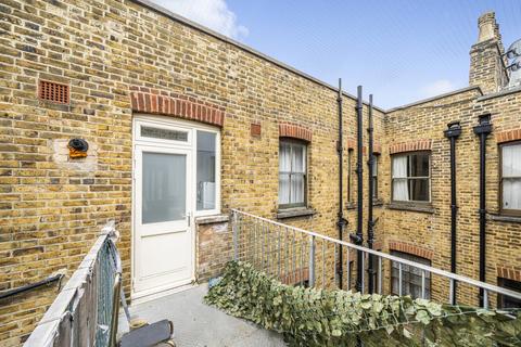 3 bedroom flat for sale, Brixton Road, Oval