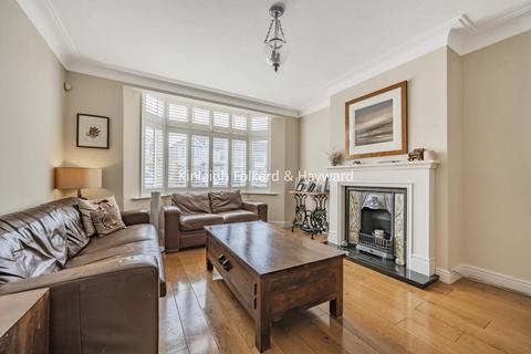 3 bedroom terraced house for sale, Dorchester Avenue, Palmers Green