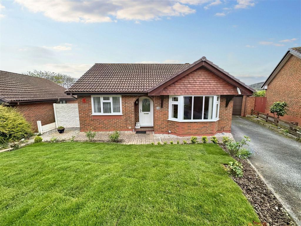 Trem Y Mor, Abergele, LL22 7DZ 2 bed detached bungalow - £245,000