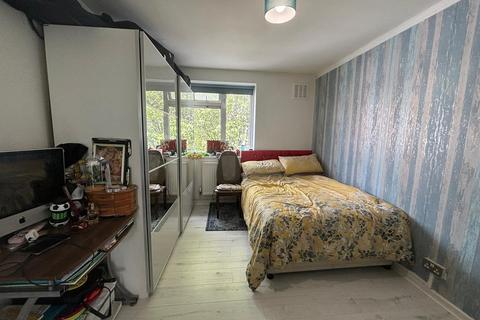 2 bedroom flat to rent, , W6