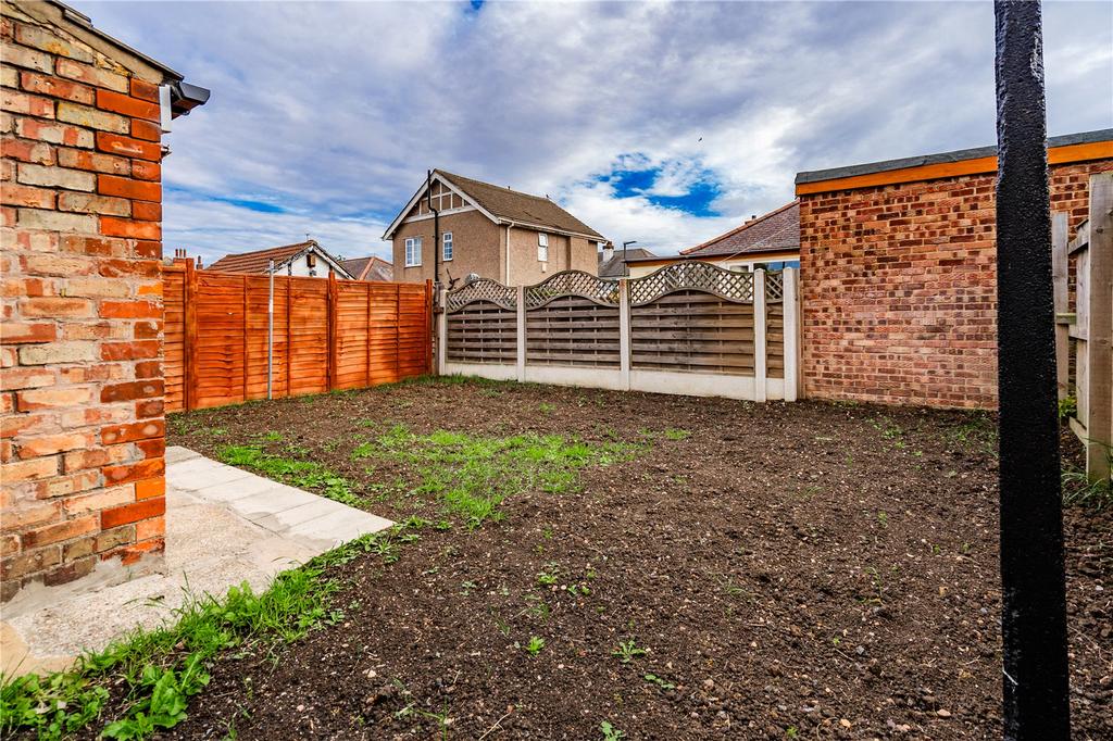 Rear Garden (2)