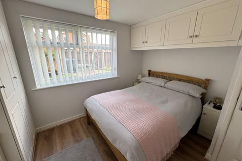 2 bedroom semi-detached bungalow for sale, Mill Lane, North Reddish