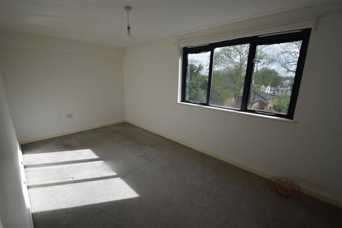 2 bedroom flat to rent, Ashfield Road, Cheadle, SK8 1BU