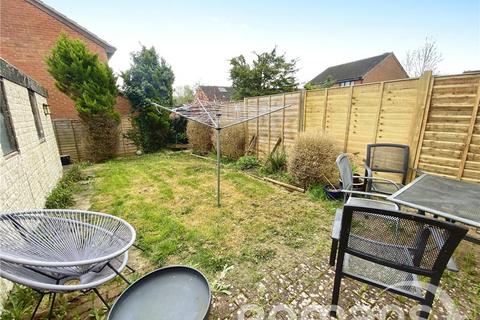 32 Ascham Road, Grange Park, Swindon, SN5 6BG