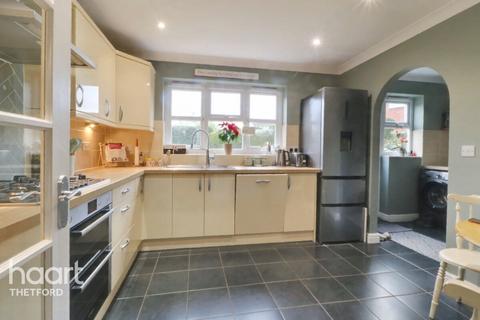 4 bedroom detached house for sale, Green Acre Close, Thetford