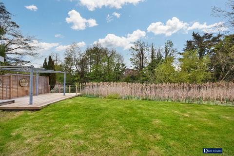 undefined, Park Drive, Marshalls Park, Romford, RM1